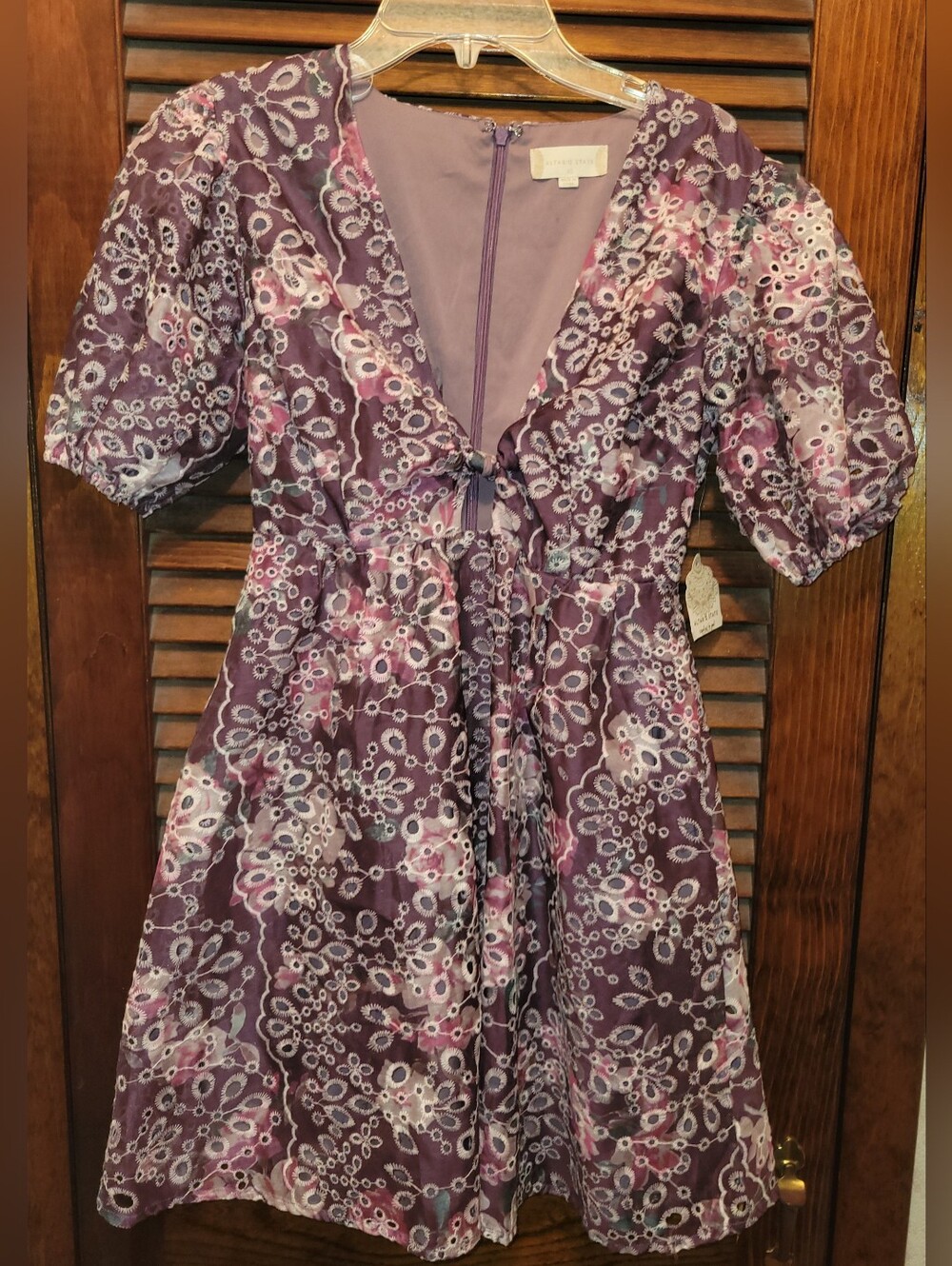 Altar'd State NWT XS Burgundy Floral Embroidered Tie Front Puff Sleeve Dress